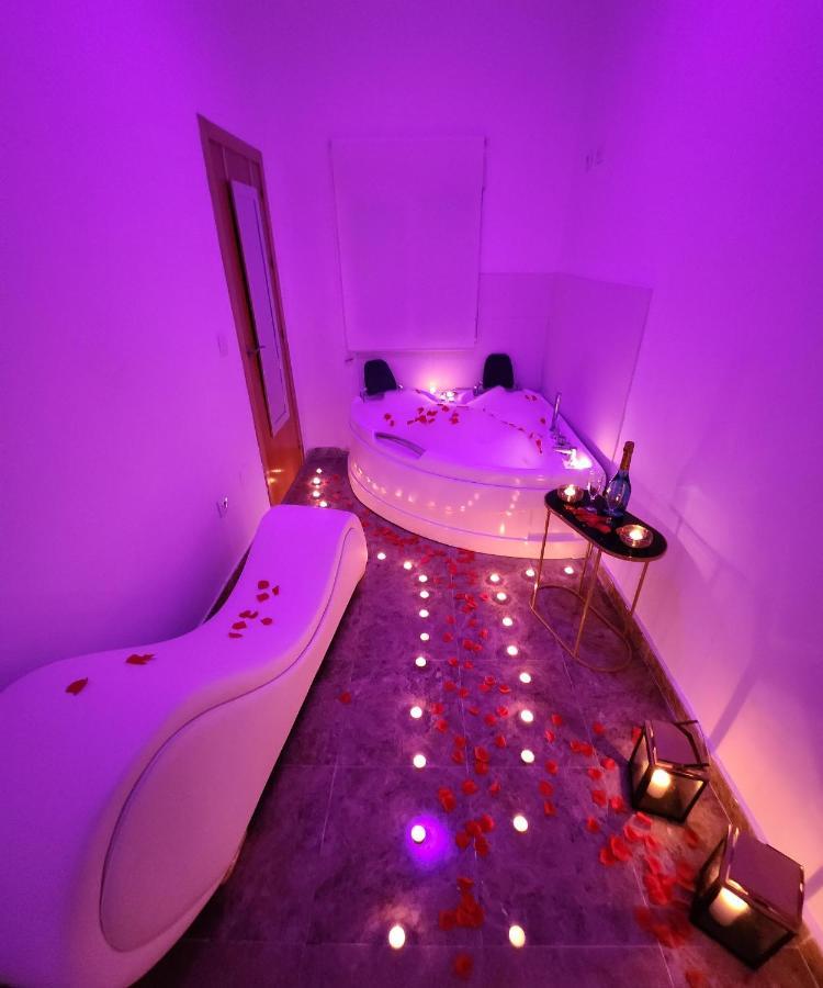 شقة Apartamento Love Jacuzzi كارتاخينه المظهر الخارجي الصورة