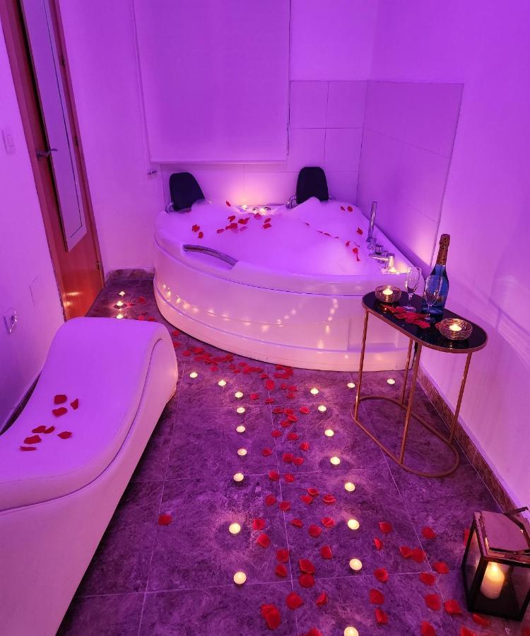 شقة Apartamento Love Jacuzzi كارتاخينه المظهر الخارجي الصورة