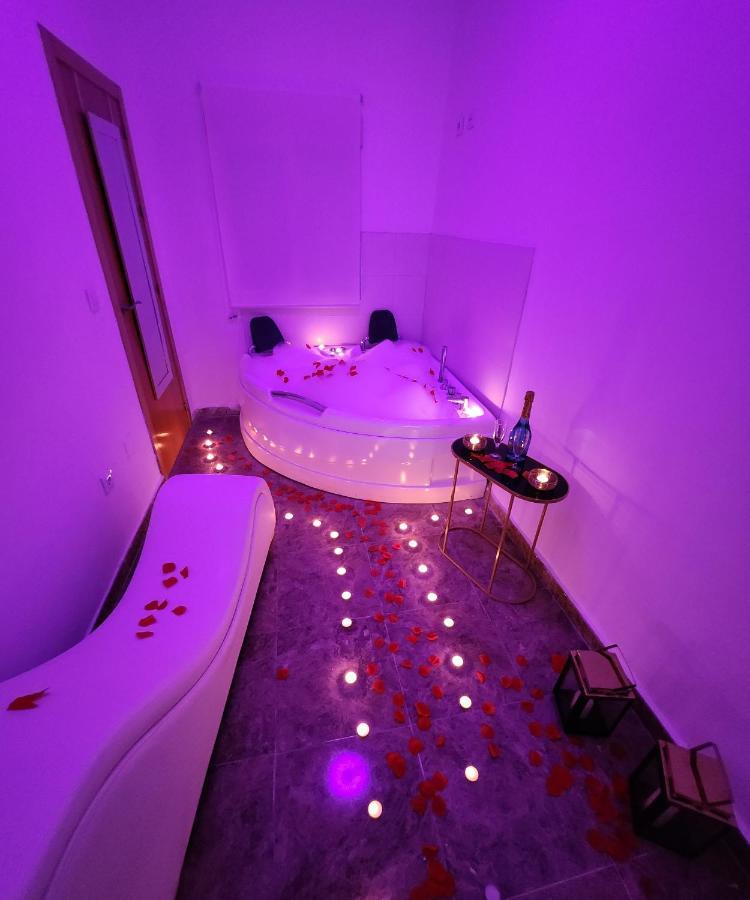 شقة Apartamento Love Jacuzzi كارتاخينه المظهر الخارجي الصورة